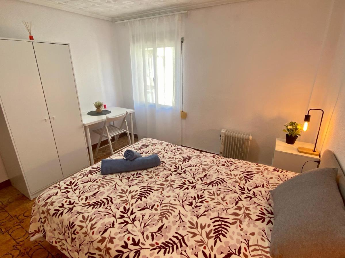 A Separate Room Comfort In A Two-Room Apartment Is 28 Km From Valencia With Wi-Fi Sagunto エクステリア 写真